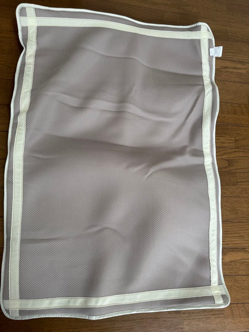 あ*ば様 美品Aprica 折り畳みミニベビーベッド ココネルエアー シュークリ