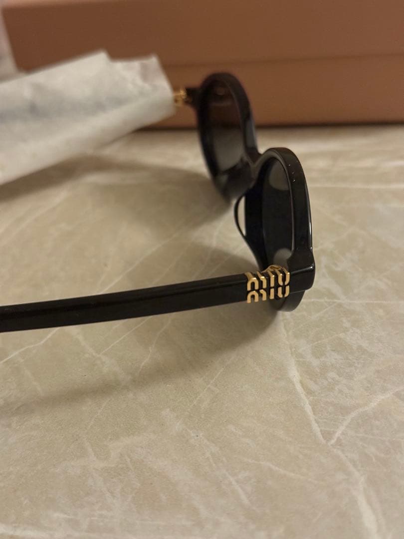 miu miu リガード サングラス