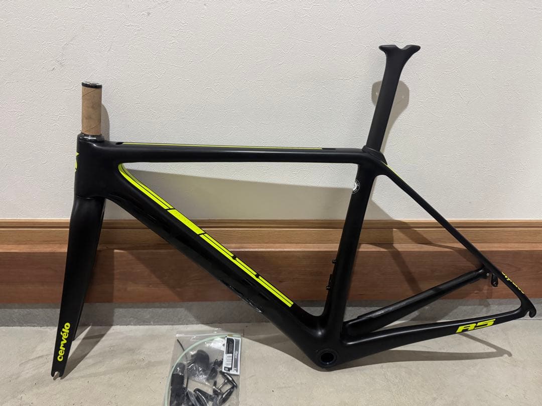 CERVELO R5 フレームセット