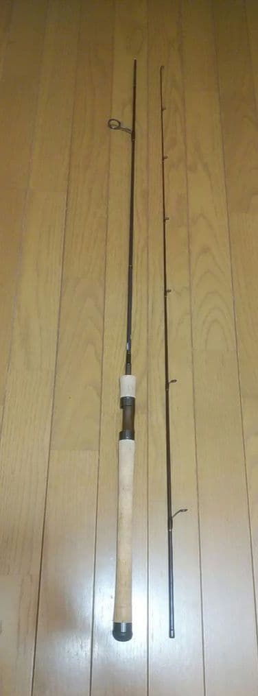 トラウトロッド ストリームカテゴリ ケース付 トラウティーノ TT-702L