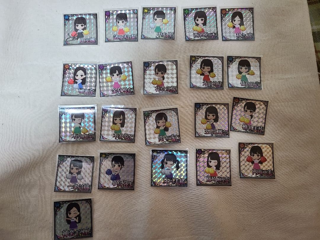 【齋藤飛鳥、直筆サイン入り】シール＆他の出演メンバーのシール(サイン無し)