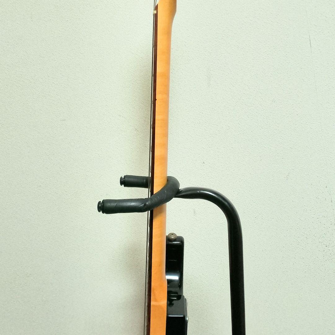 美品　Mavis　ストラトキャスタータイプ　エレキギター　弦は新品！