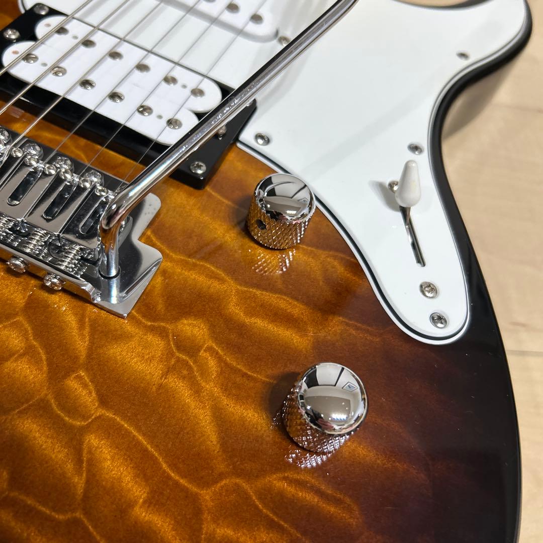 ヤマハ　パシフィカ　YAMAHA PACIFICA 212VQM