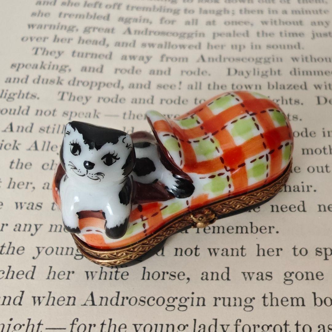 リモージュボックス　靴に入った猫　フランス製　小物入れ　ミニチュア　磁器