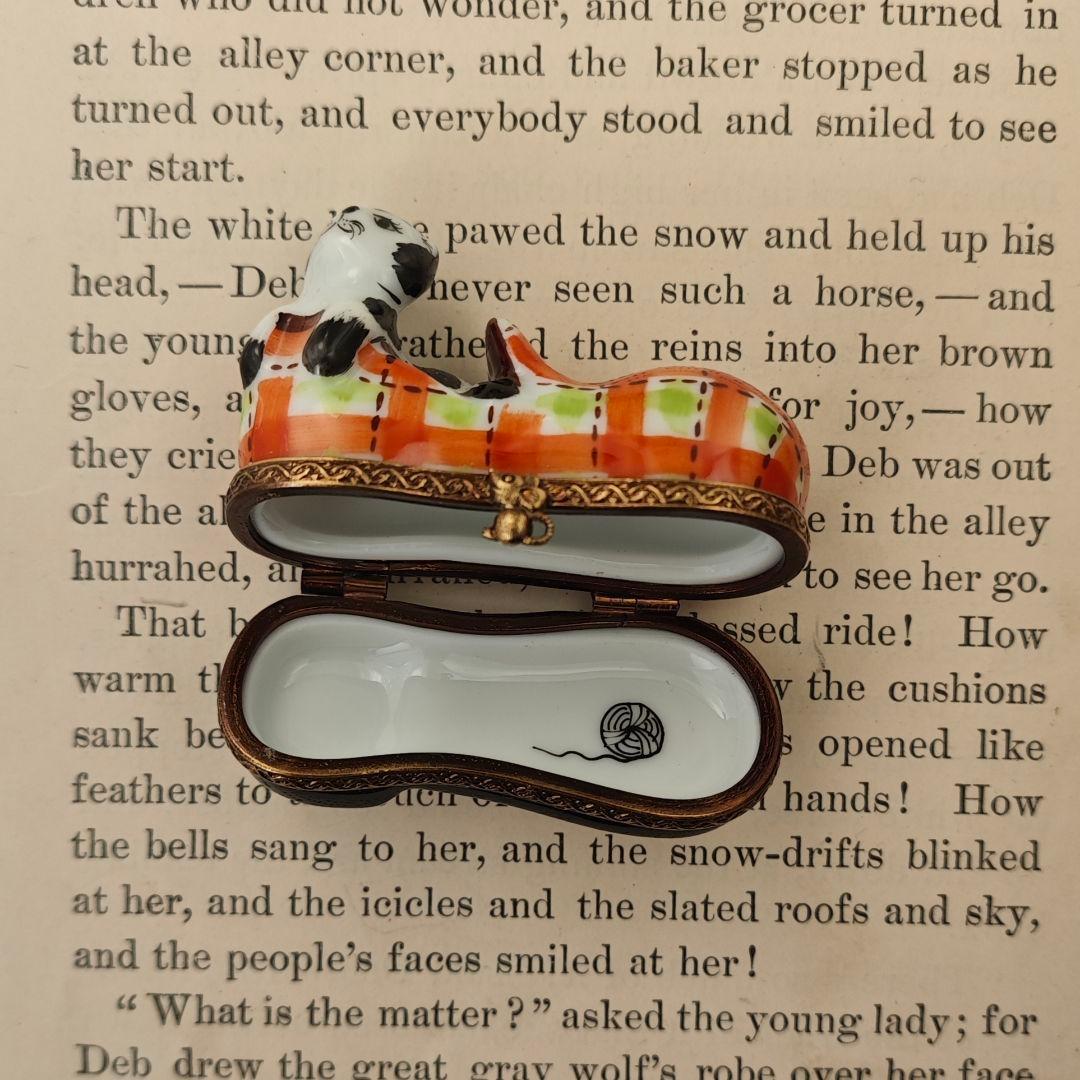 リモージュボックス　靴に入った猫　フランス製　小物入れ　ミニチュア　磁器