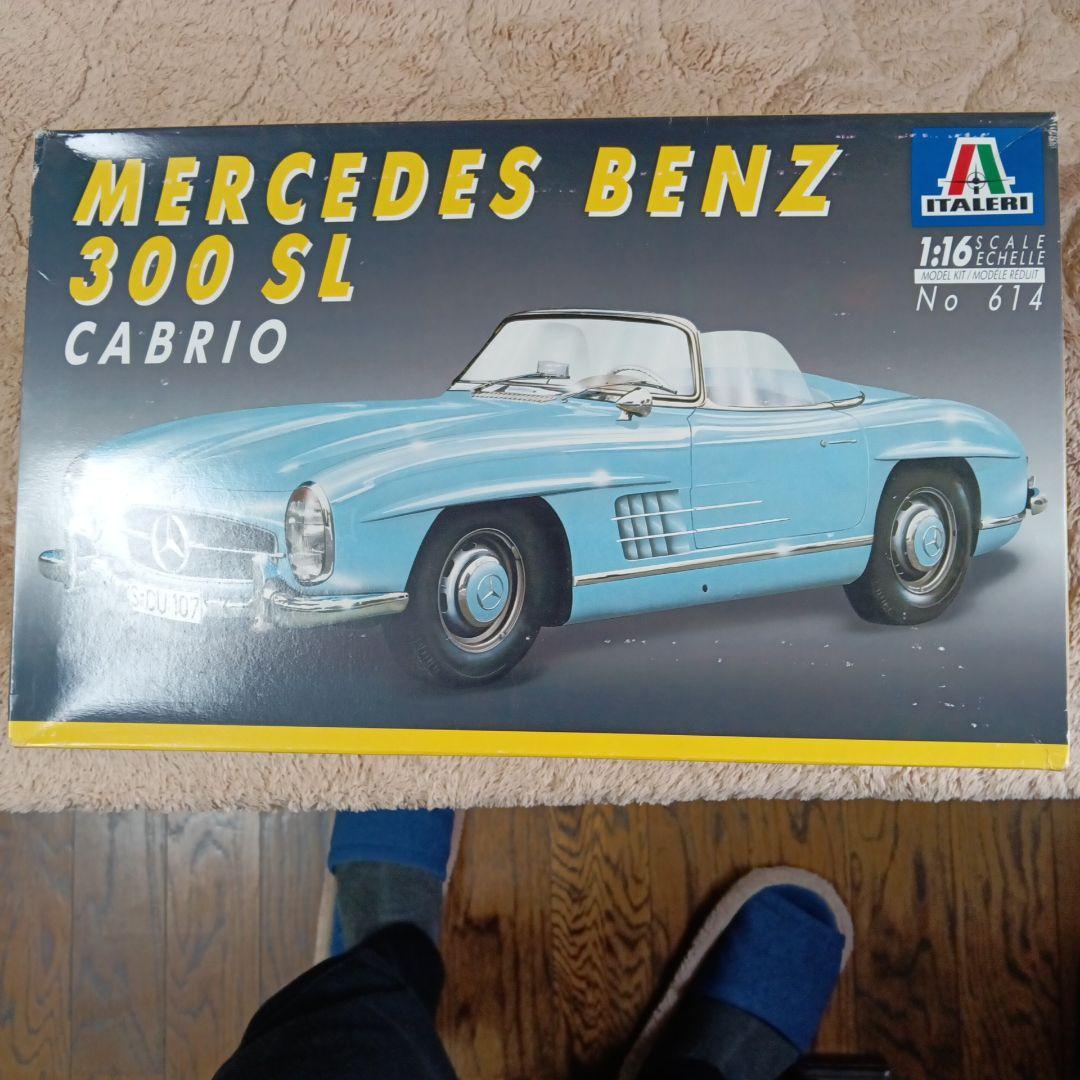 メルセデス・ベンツ 300 SL キャブリオ 1:16