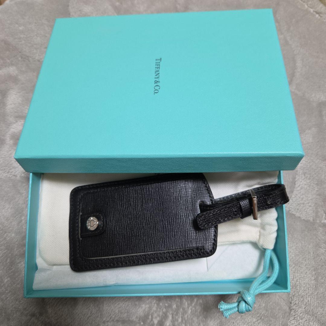 Tiffany & Co. ブラックレザー　ネームタグ