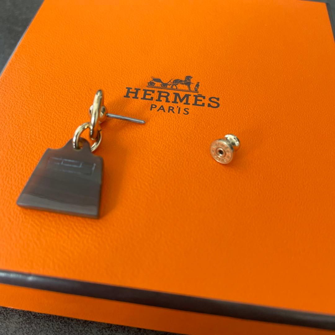 片耳のみ！エルメス　正規店購入ピアスHERMES バッファローフォーンピアス