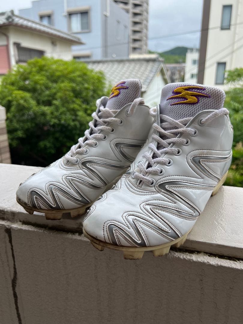 すみれスポーツ　ジャガースパイク　野球ポイントスパイク