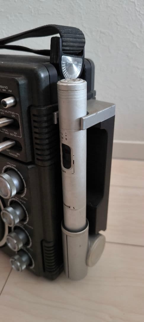 TOSHIBA RT-2800 アクタス・ラジオカセットレコーダー 動作未確認