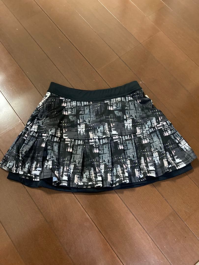 バボラ　テニスウェア　スコート　M