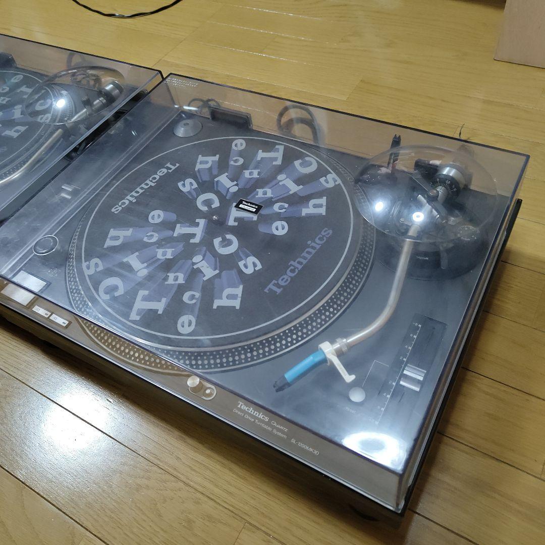 Technics SL-1200MK3D ターンテーブル　①