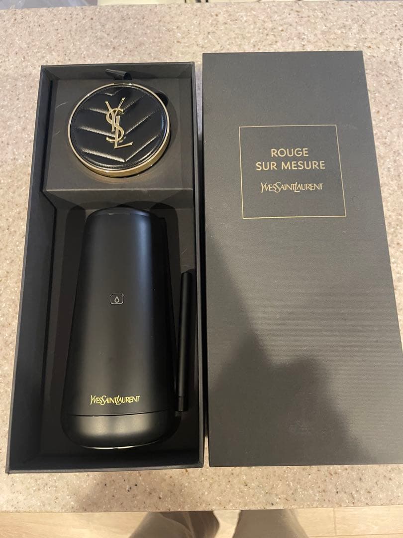 Yves Saint Laurent Rouge Sur Mesure セット