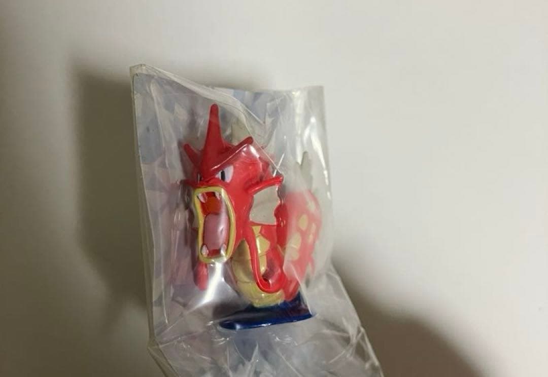 赤いギャラドス　モンコレ　非売品