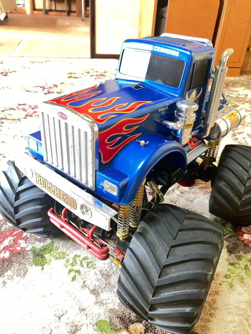 BULLHEAD ラジコン トラック 青、車体のみ。