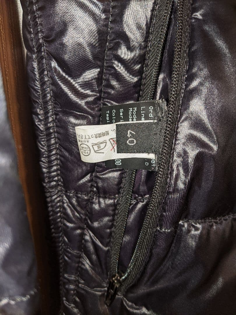 Herno ヘルノ　フード付きダウンジャケット 黒　ライトダウン　インナーダウン