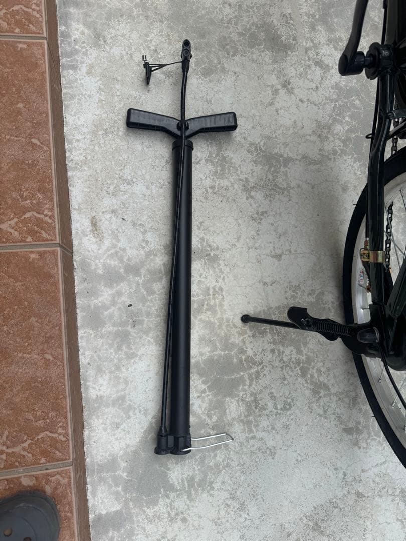 ギア付き折りたたみ自転車　ダークグリーン