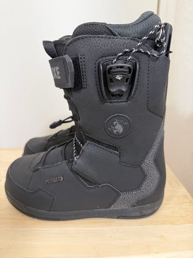 スノーボード DEELUXE TEAM ID LALA 2024/2025