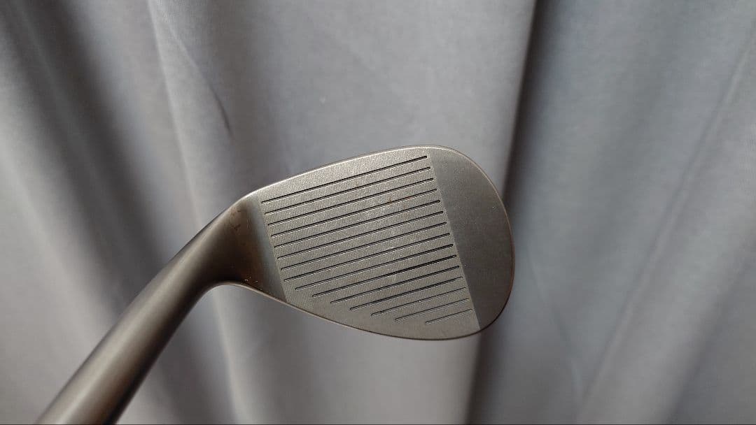 FOURTEEN　FRZ ウェッジ 56°　スモーキーサテン