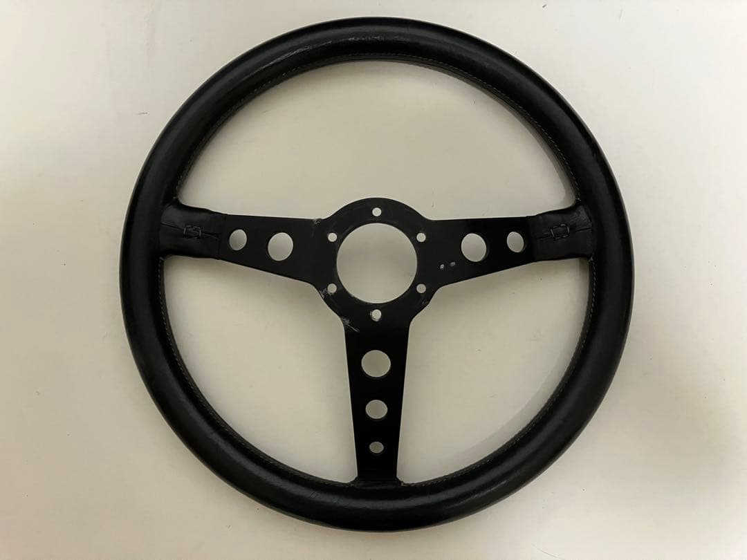 絶版 希少 初期物MOMO プロトティーポ ステアリング 37Φ 旧車