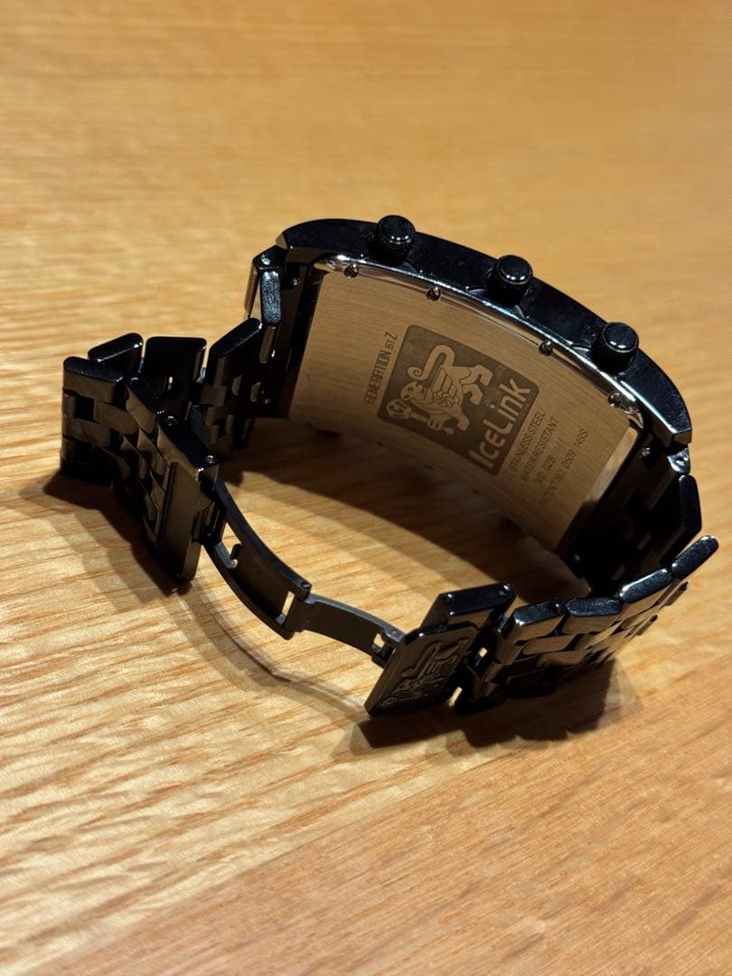 IceLink AVALANCHE腕時計 黒　4タイムゾーン　 おまけのベルト付