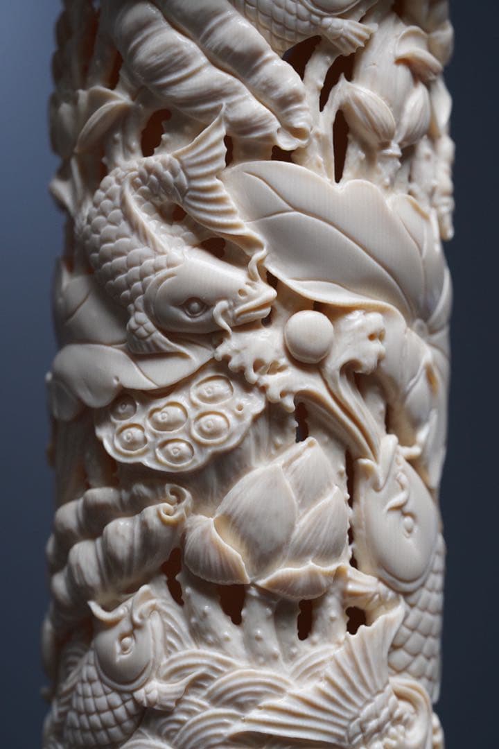 天然マンモス牙美しい手作り彫刻鯉の竜門登り香筒