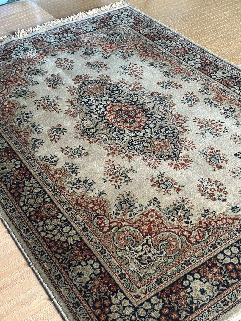 ギリシャ製 100％ウール 機械織りラグ