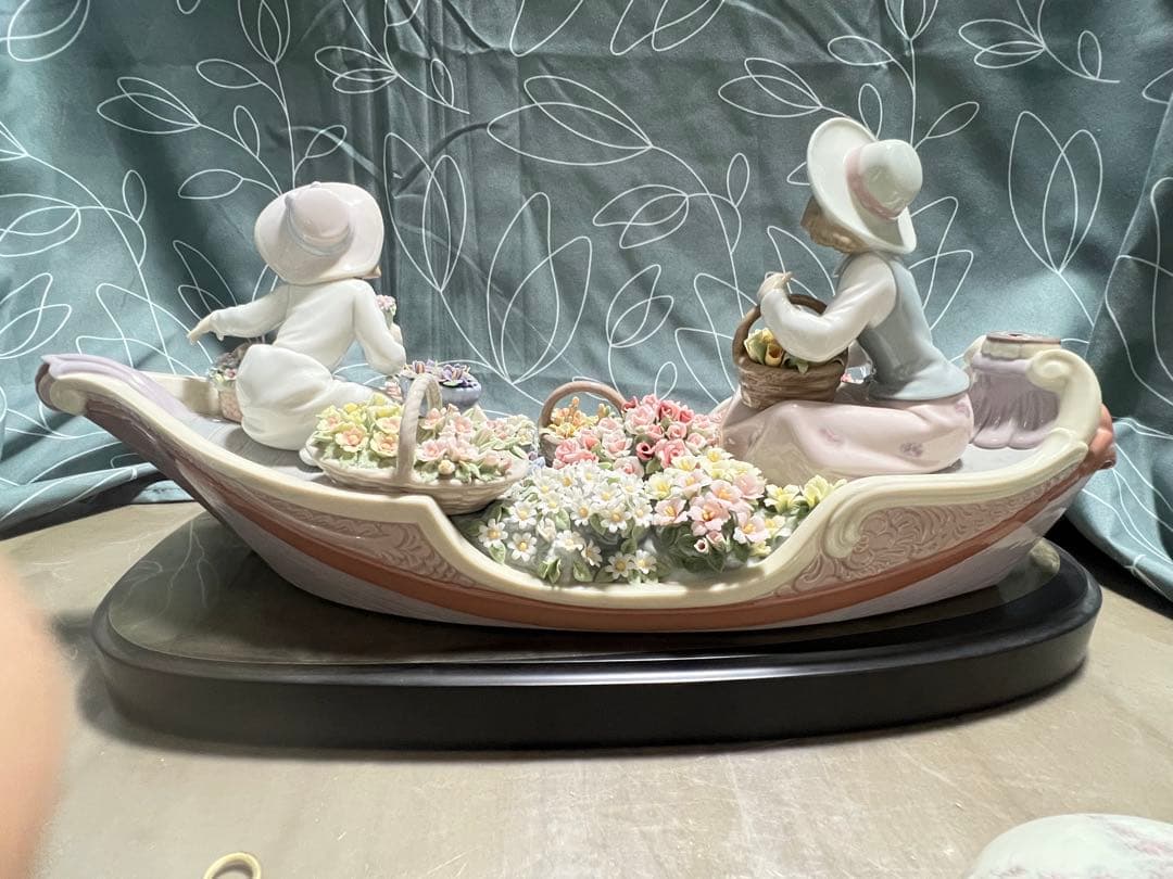 リヤドロ バルコ・デ・フローレス 廃盤品