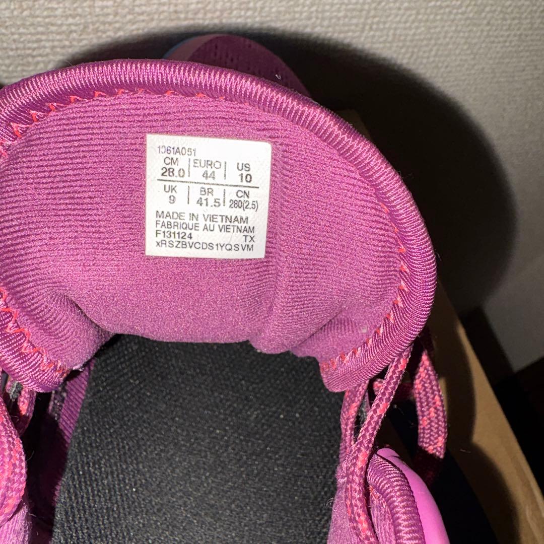 【SALE✨】asics NOVA SURGE LOW 2 28㎝