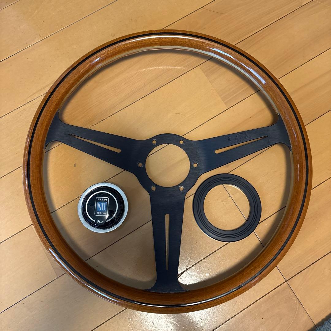 ナルディ NARDI CLASSIC WOODウッド/ブラックスポーク（36φ）