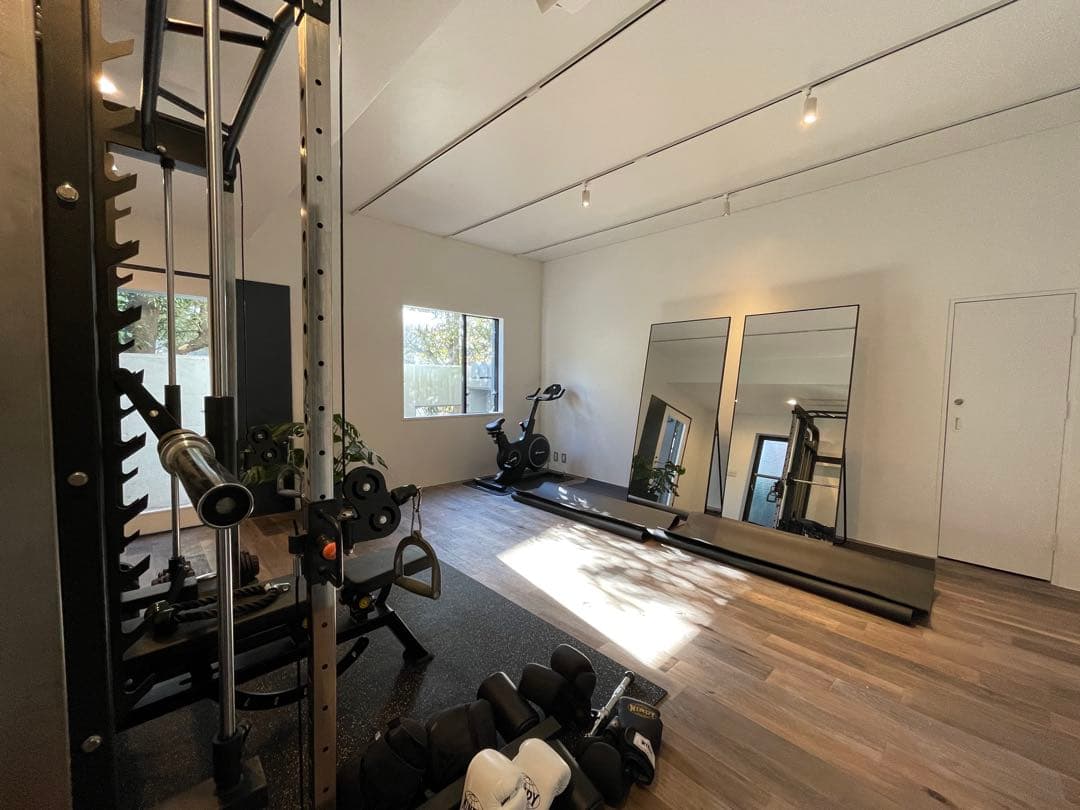 パーソナルトレーニングジム開業必見スタックマルチスミスマシーン&ウェイトセット