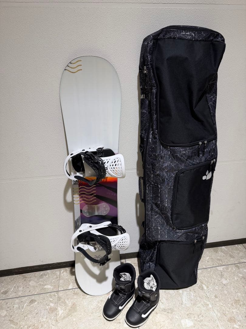 【美品】SALOMONサロモンスノーボード LOTUS　LTD　135セット