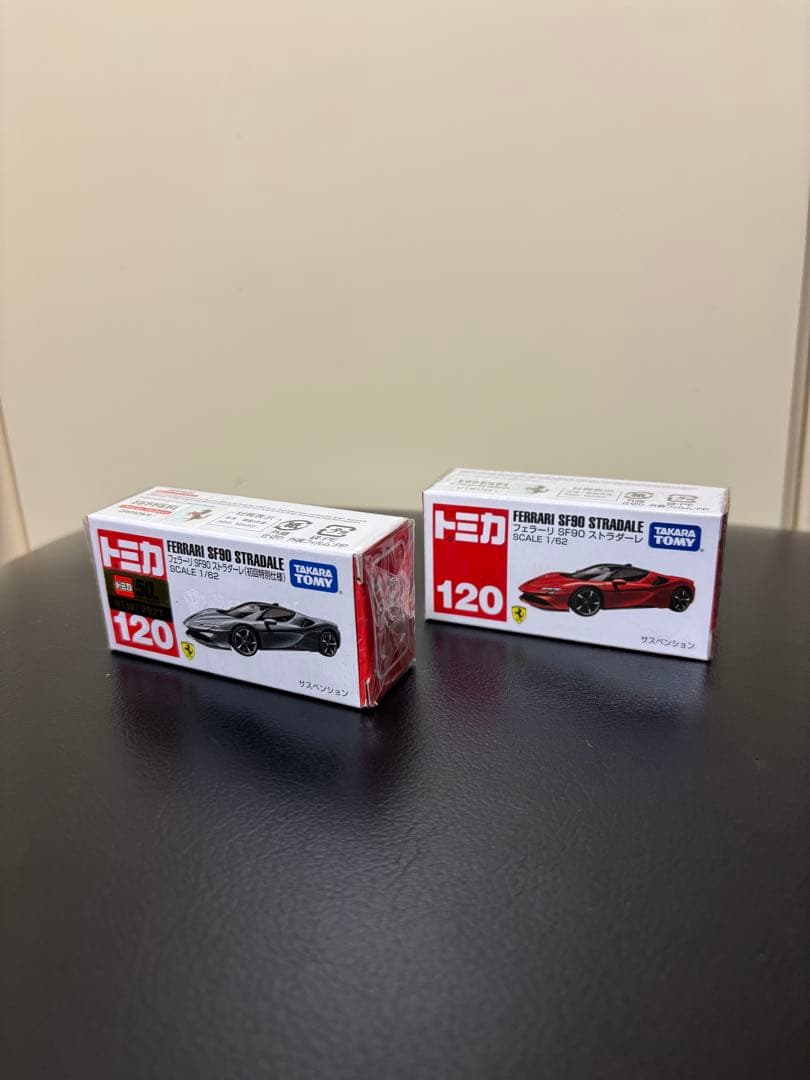 【新品未使用】トミカ　歴代フェラーリ　34台+フェラーリセット8台