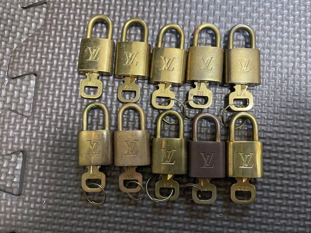 本物　ルイ・ヴィトン パドロック 10個セット 確認済み
