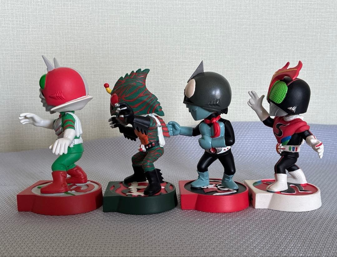 ボブルヘッド　ユラユラ首ふりマスコット　仮面ライダー　セット
