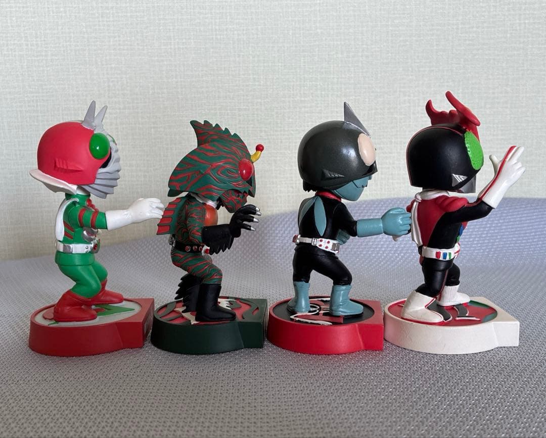 ボブルヘッド　ユラユラ首ふりマスコット　仮面ライダー　セット