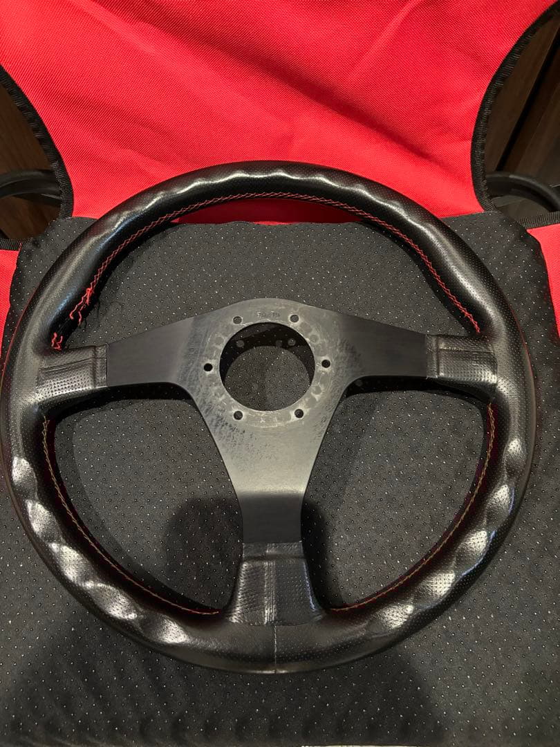 ナルディ　ステアリング　３５パイ