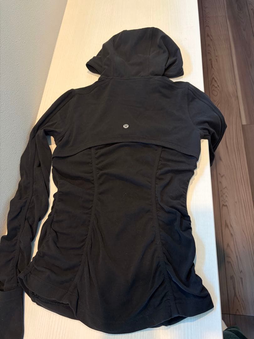 【レア品】ルルレモン　Nuluフード Define Jacket ブラック