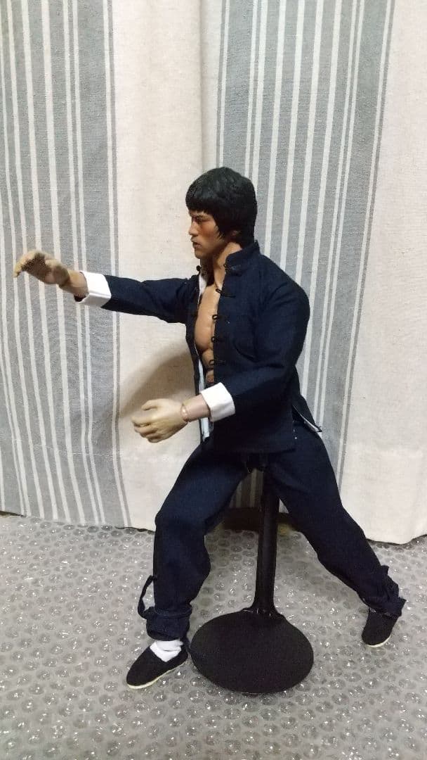 最終値下げ！激レア　非売品　1/6 ブルース・リー　カスタム　フィギュア