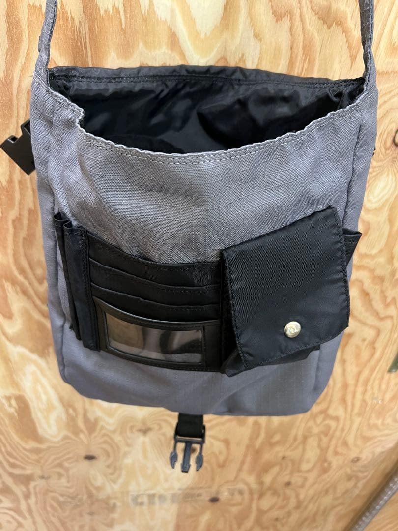 SANTA CRUZ スケートボード リュック