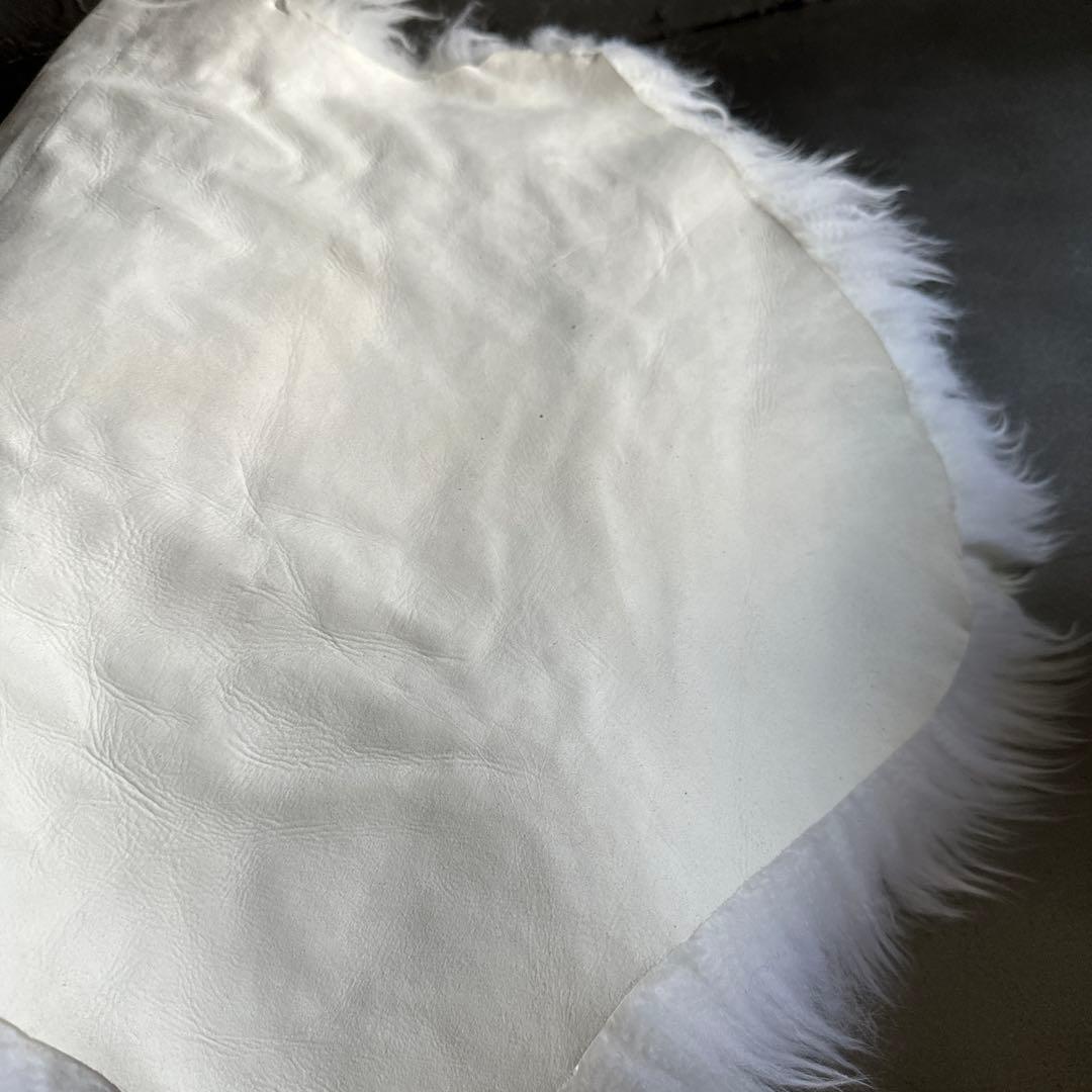 お値下げ❣️コストコ人気新品ムートンラグ　シープスキン100% ソファなどに！