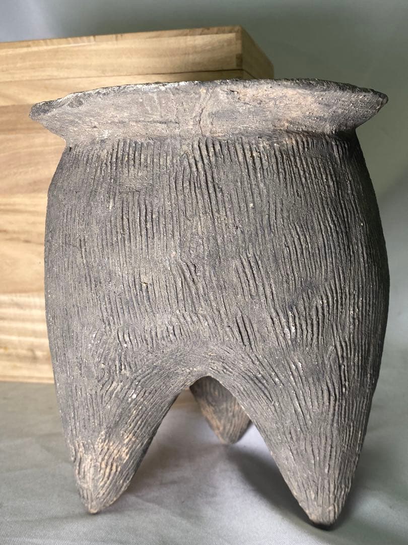 1855❣️ 中国　灰色土器　灰陶鬲