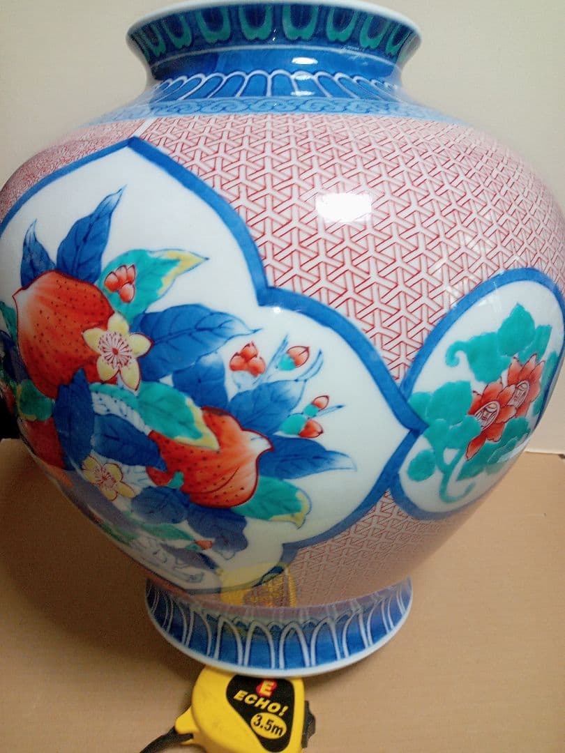 色鍋島桃絵松右衛門の作品です写真１７枚です