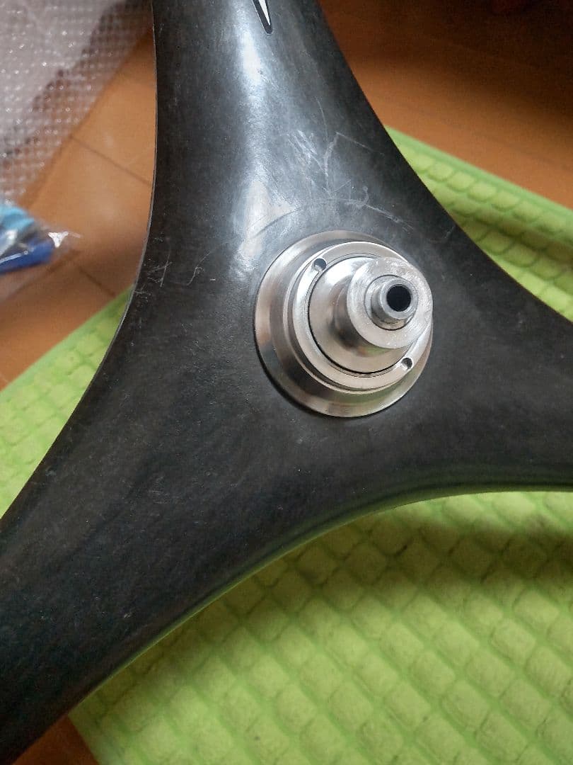 SPIN スピナジー前後カーボンホイールセット 650C？