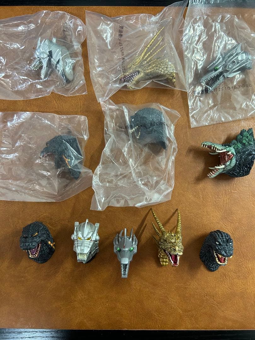 ゴジラ 大怪獣列伝 モンスターヘッドマグネット フルコンプ＋ダブり
