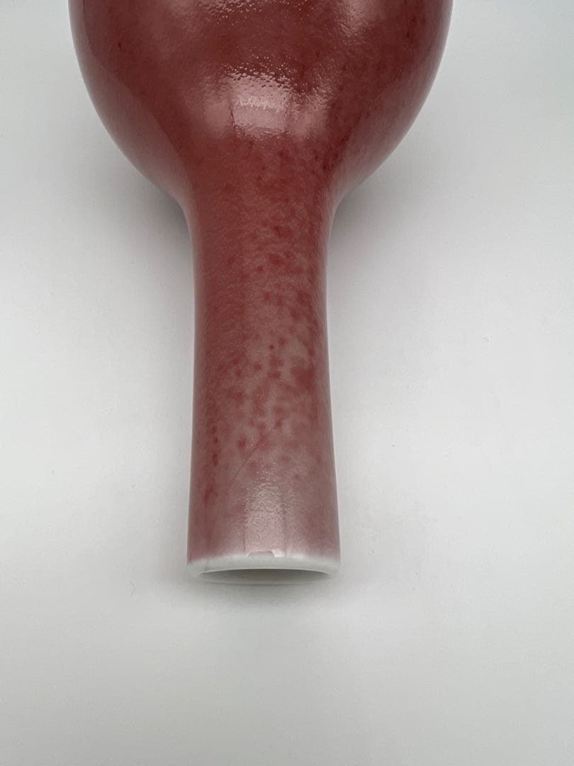 中国清朝　乾隆年製紅釉長頸瓶骨董　唐物　アンティーク　古美術品　骨董　江戸　青磁