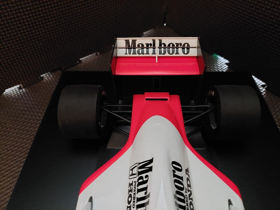 1/12 PMA マクラーレンMP4/4 A.プロスト マルボロ仕様
