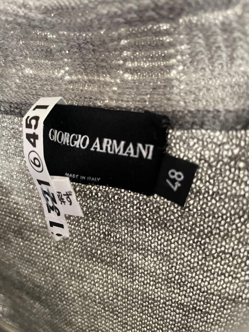 【極美品】ジョルジオアルマーニ　デザインVネックニット　４８　グレー　アルパカ