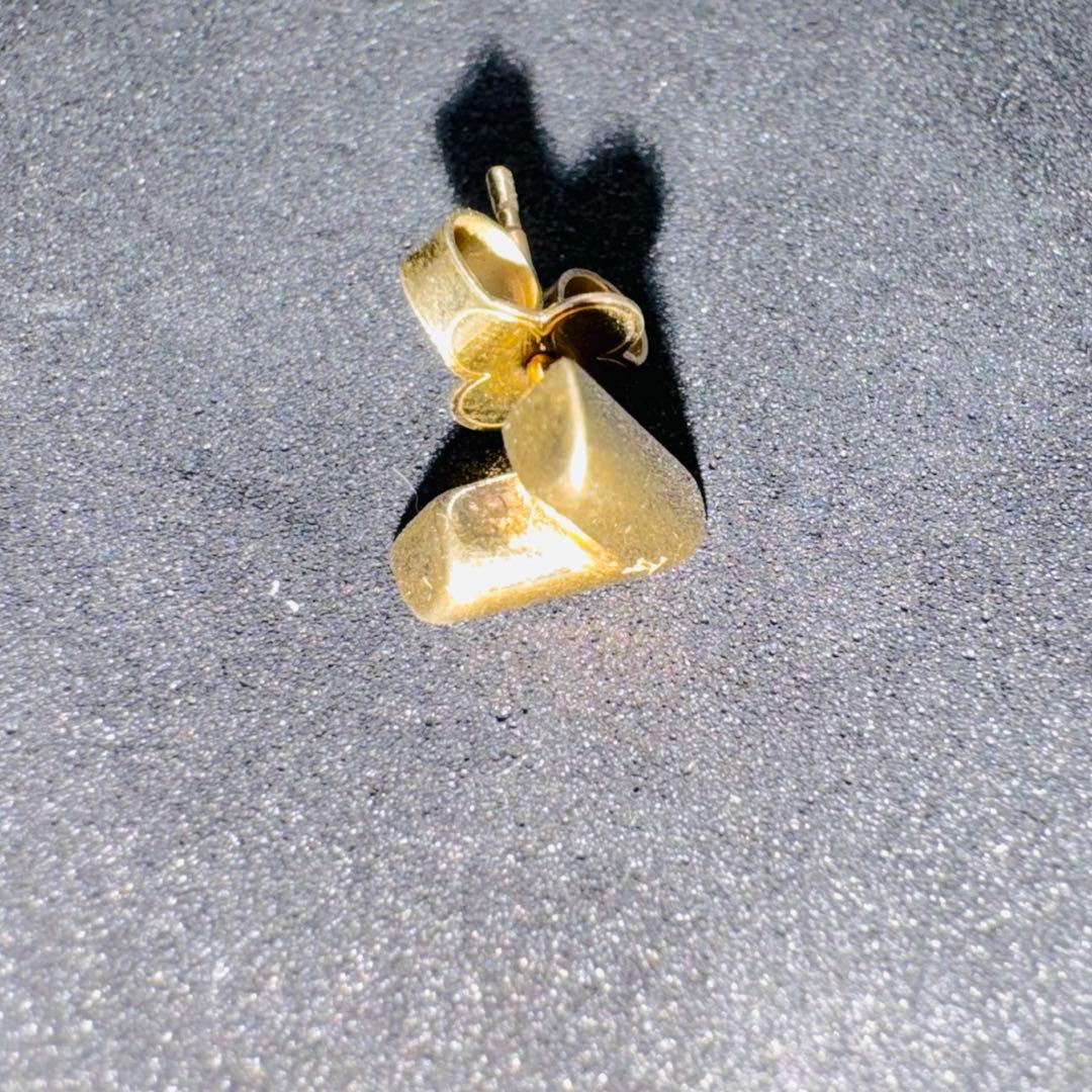 ルイ・ヴィトン エセンシャルV ピアス K18YG 片耳 希少