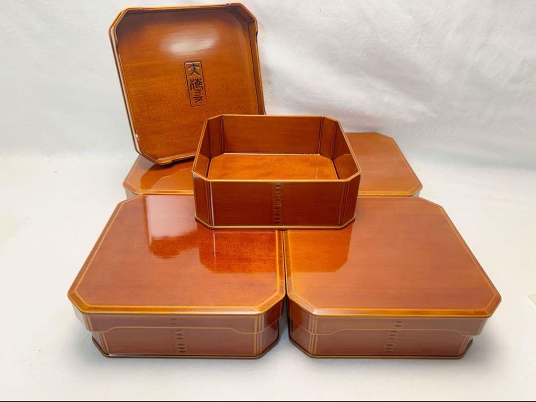 ほぼ未使用 懐石道具 飛騨春慶塗 大徳寺 縁高重箱 五客揃 刻印有 紙箱